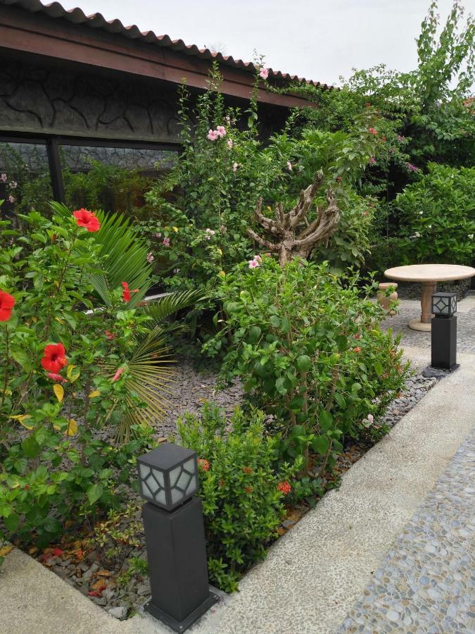 Hotel Des Jardins Abiyán Exterior foto